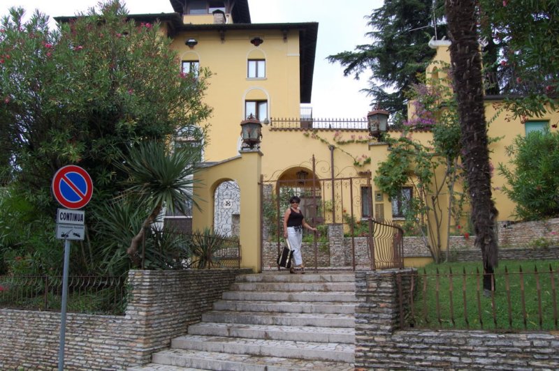 photo13.jpg